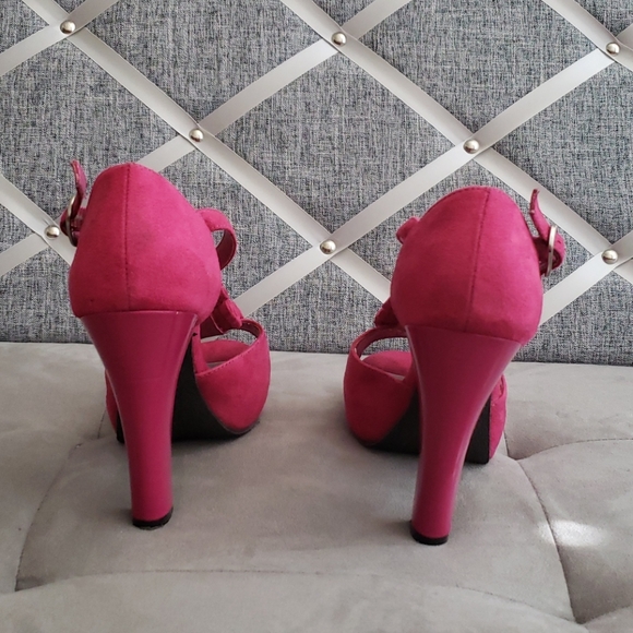 Olsenboye Sofia Ankle Strap Platform - Picture 5 of 10